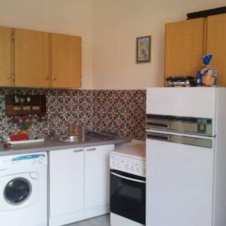 La Maison Au Soleil Ментона Номер фото
